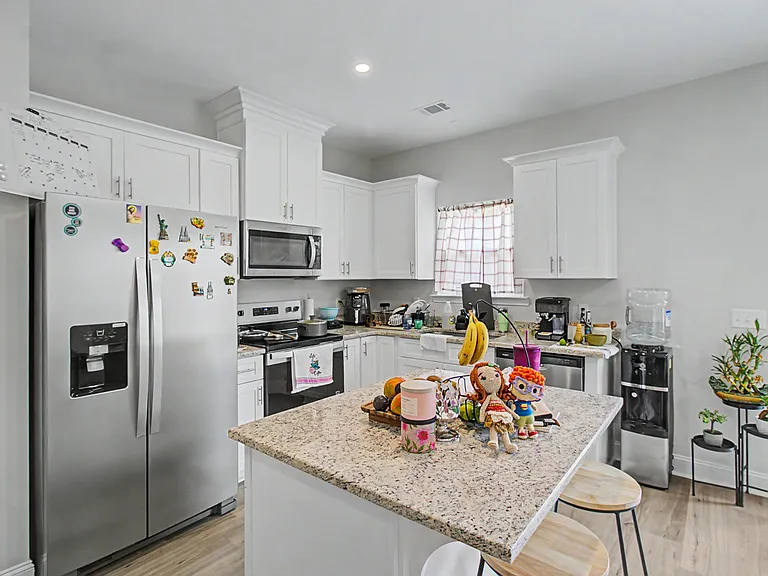 106 Heirloom Rd — Photo 4