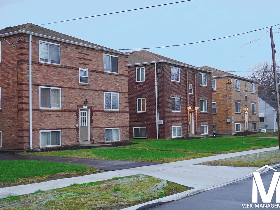 Oakwood at Deer Park Apartments
