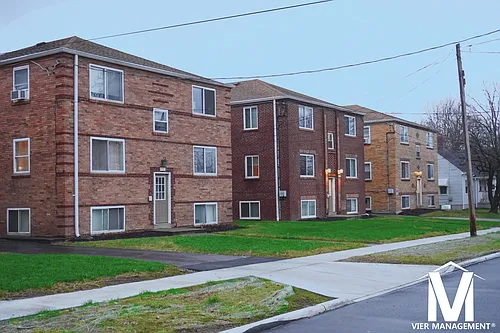 Oakwood at Deer Park Apartments Photo 1