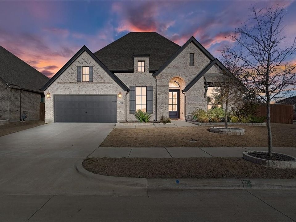 1st image of 3702 Macarthur Dr