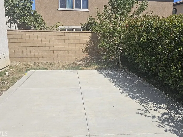 16939 Bayou Ln — Photo 3