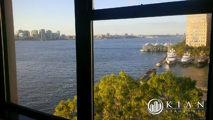 Rented by Kian Realty | media 6