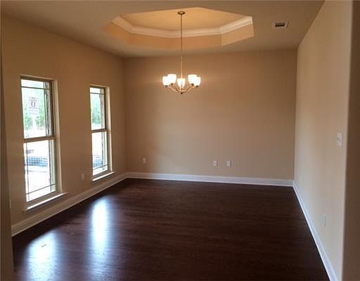 4th image of 13004 Franklin Ct