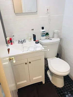 Rented by Point NYC | media 27