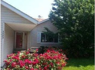 2682 Shadow Wood Ct, Chaska, MN 55318