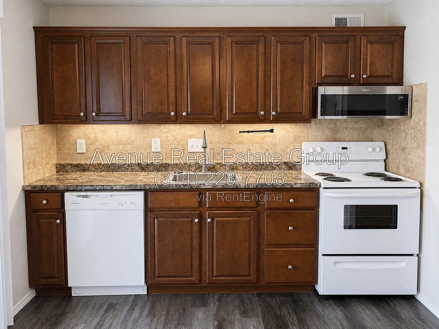 2 bed, 1.0 bath, 950 sqft, $1,395 — Photo 4