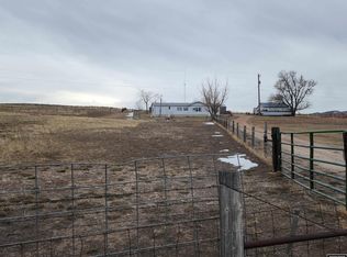 192 Chalk Buttes Rd, Douglas, WY 82633