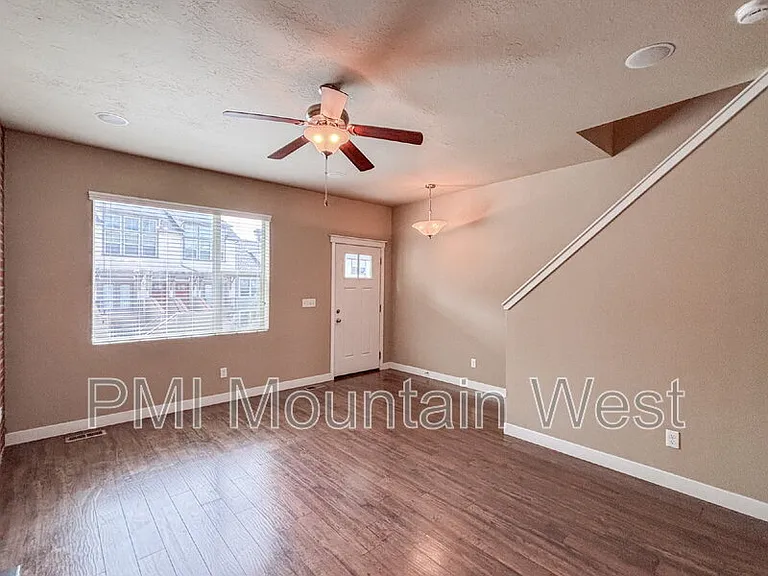 420 N Main St #29 — Photo 16