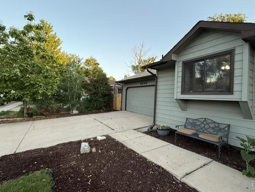 2908 Pampas Ct