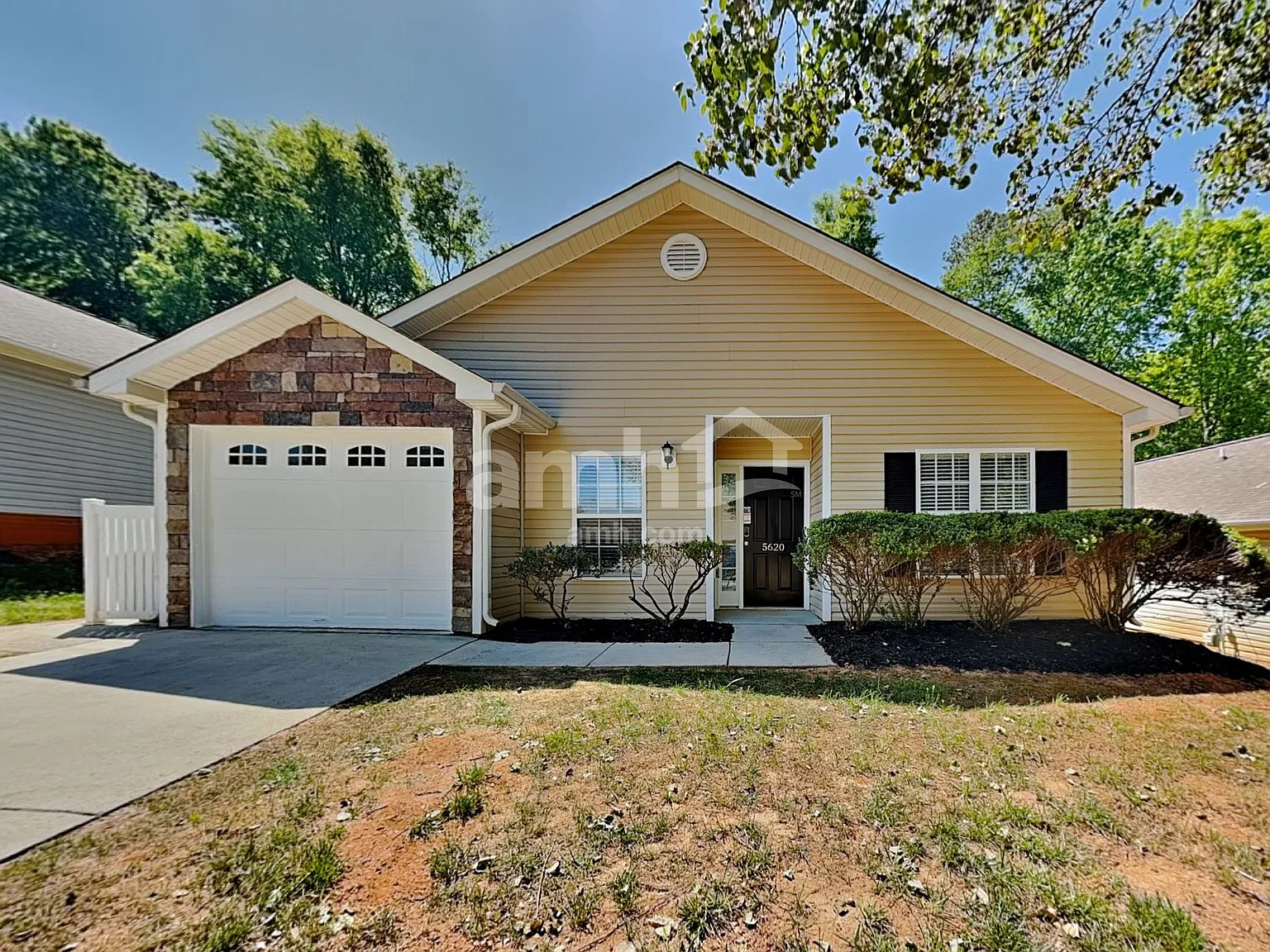 2 bed, 2.0 bath, 1250 sqft, $1,705 — Photo 1