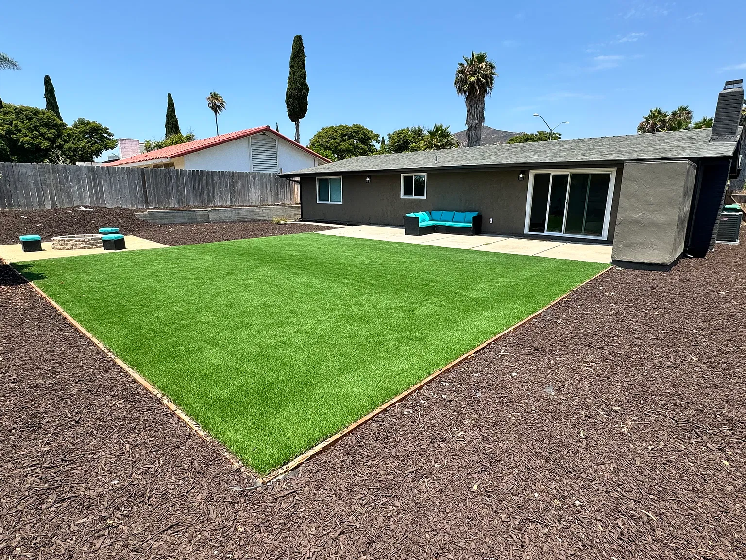 4 bed, 2.5 bath, 1605 sqft, $5,000 — Photo 4