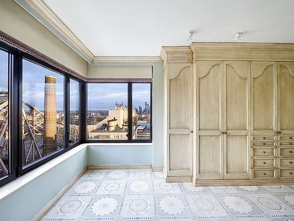4th image of 425 E 58th St APT 24H