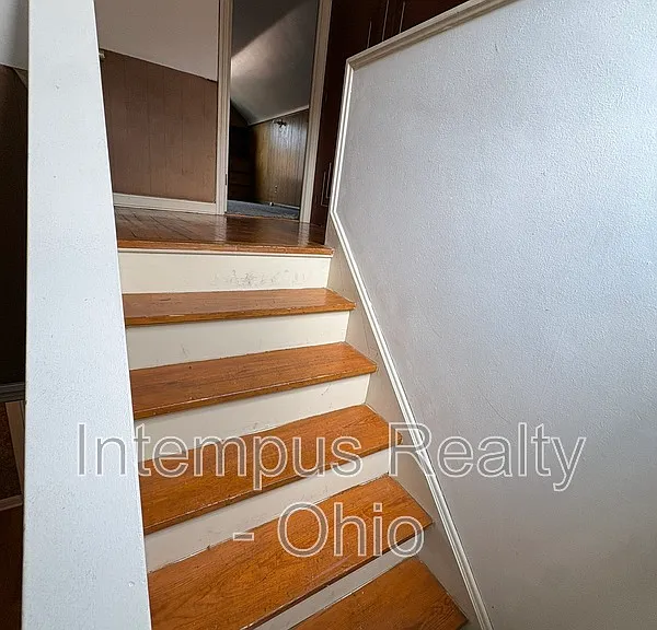 3882 Faversham Rd — Photo 29