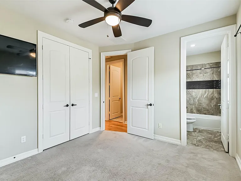 11115 Olympia Dr — Photo 30