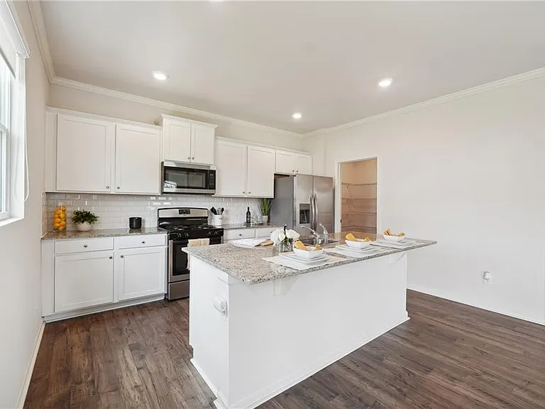 100 Fernbrook Trl — Photo 9