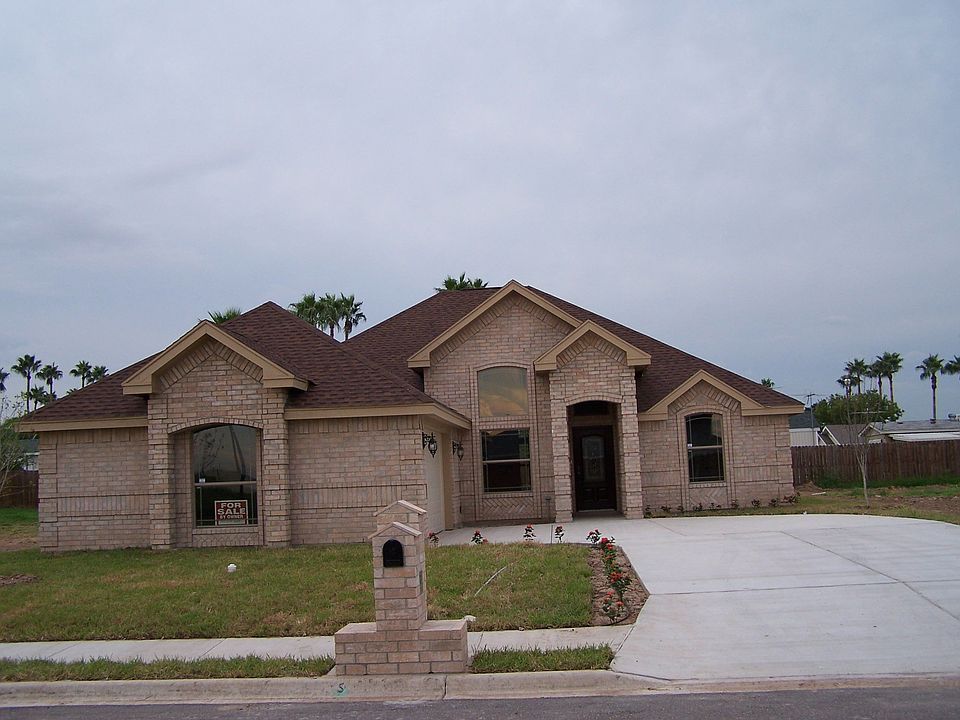 BRAND NEW CUSTOM HOME
