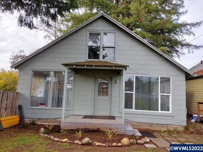 881 S 1st Ave, Mill City, OR, 97360