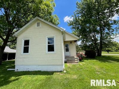 475 Holt St, Vergennes, IL, 62994