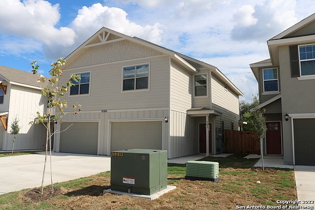 1st image of 10334 W Lynwood Vlg #101