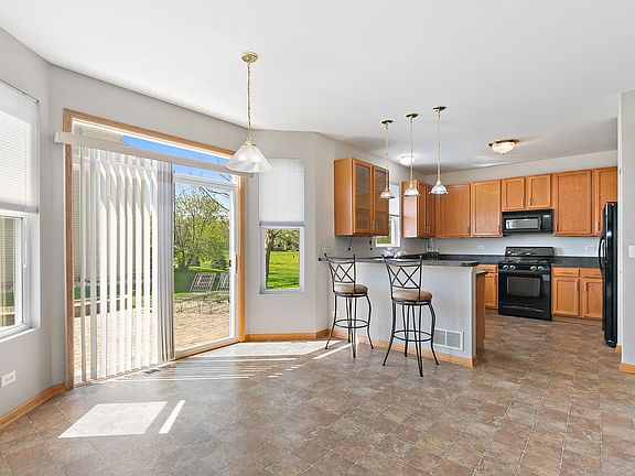 4th image of 980 Quill Ln