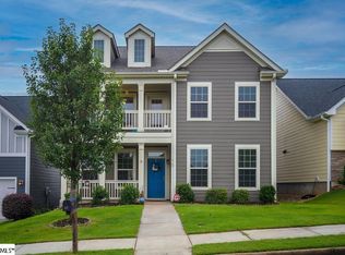 10 Kelvyn St, Greer, SC 29651