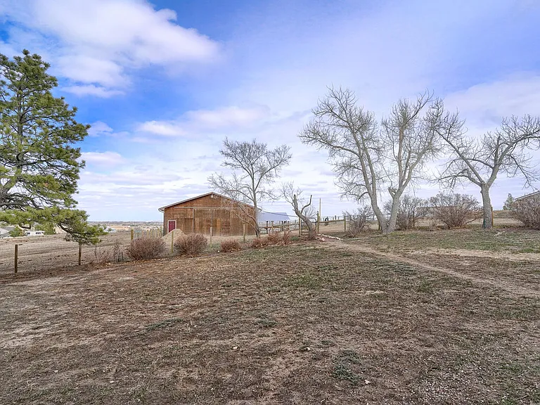 5825 Eggar Ct — Photo 39