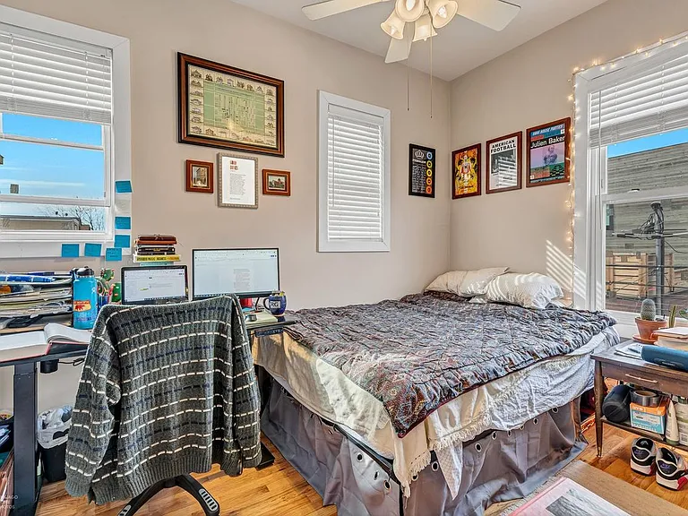 Lower bedroom