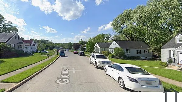 5 bed, $3,200 — Photo 1