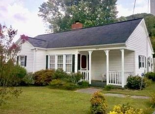 802 E Main St, Saltville, VA 24370