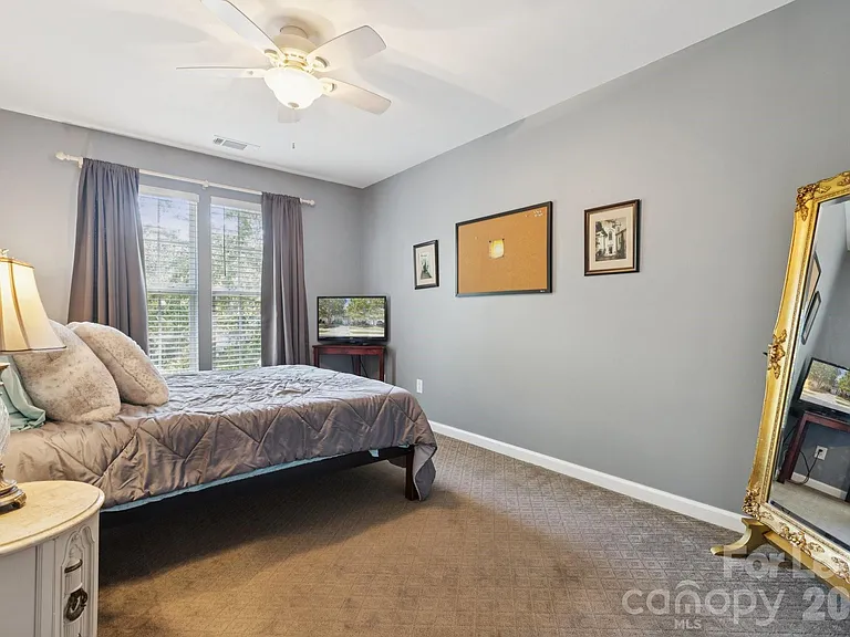 6037 Queens Walk Ct — Photo 25