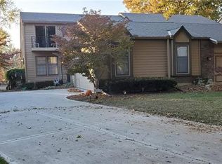 2207 Condolea Ter, Leawood, KS 66209
