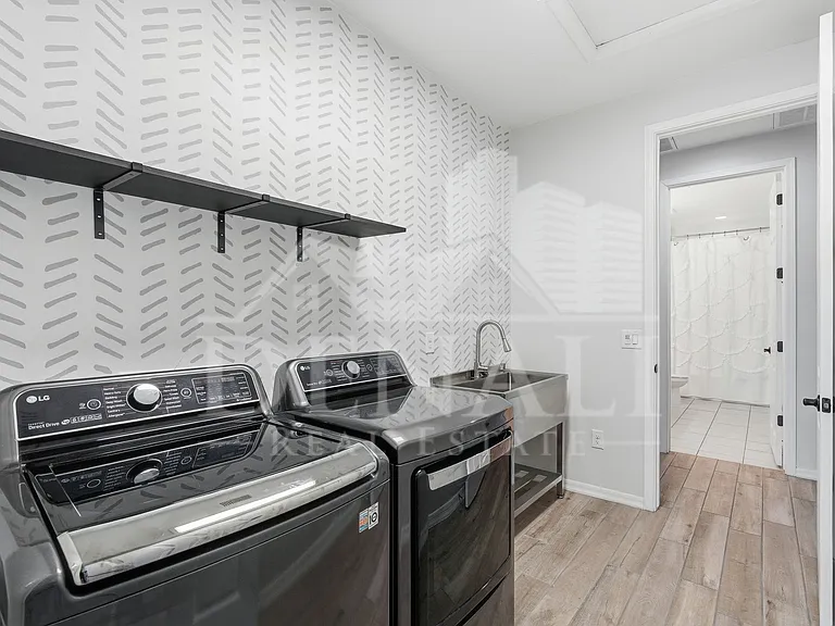 4220 S Macy Cir — Photo 30