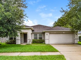 11783 Carson Lake Dr W, Jacksonville, FL 32221