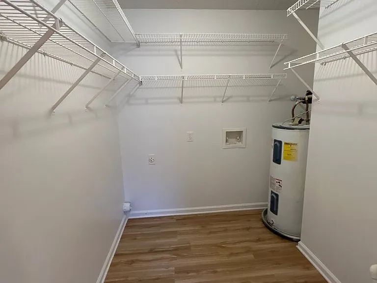 Arlington Apartments — Photo 111