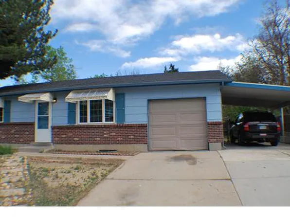 5548 Bedford Ct, Denver, CO 80239