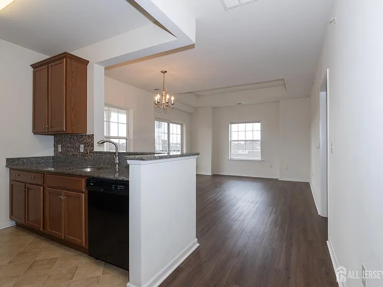 541 E Celebration Way — Photo 4
