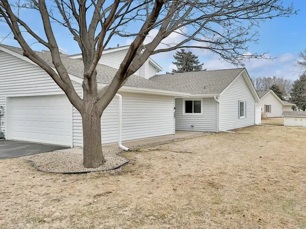 373 Pleasure Creek Dr NE, Blaine, MN 55434