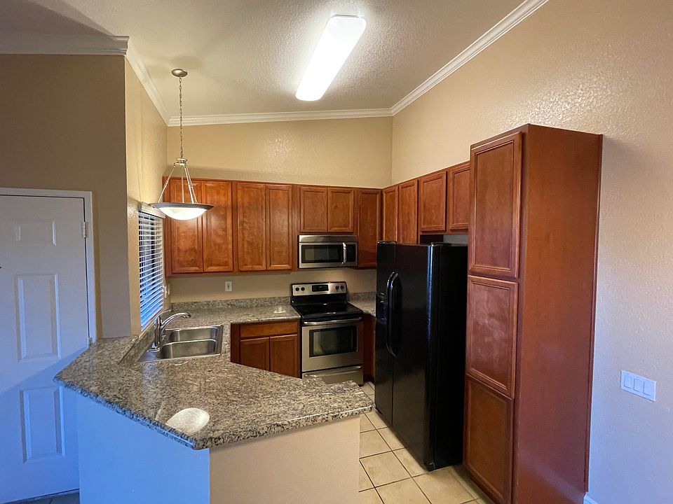 1st image of 78650 Avenue 42 APT 1712