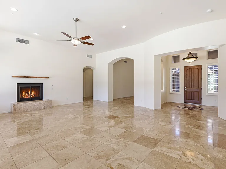 12391 N 145th Way — Photo 11