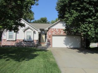 410 S Stoney Point Cir, Wichita, KS 67209