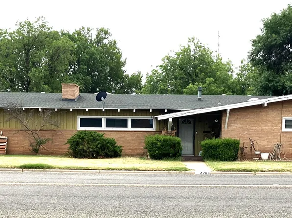 2701 W 11th St, Plainview, TX 79072