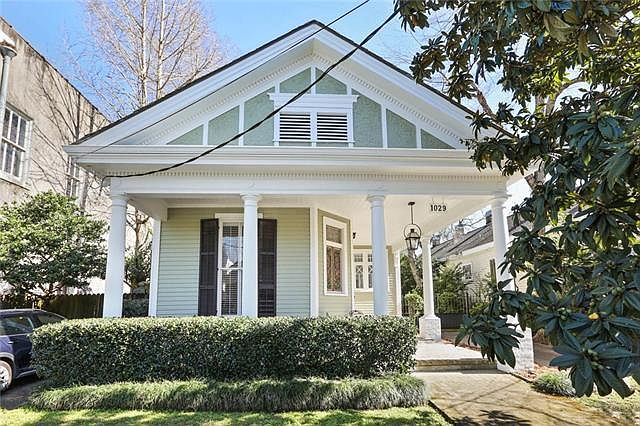 1st image of 1029 Burdette St
