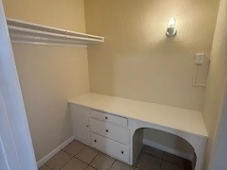 2175 Chestnut Ave — Photo 5