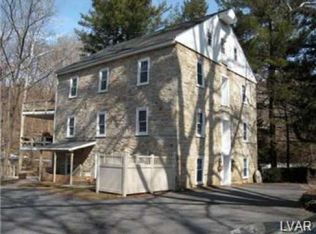 2546 Riverbend Rd, Allentown, PA 18103