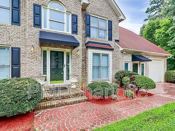 4th image of 105 Cheshire Ln