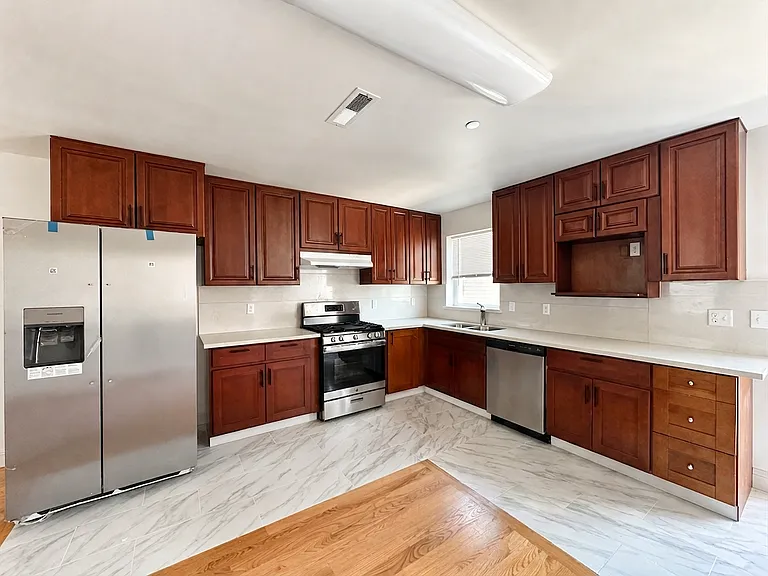 1506 Lincoln Ave #D — Photo 7