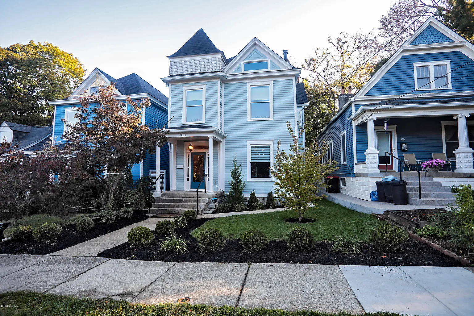 1113 Everett Ave photo 1