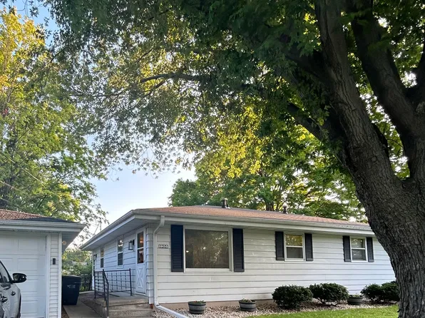 136 Gwynn St, Green Bay, WI 54301