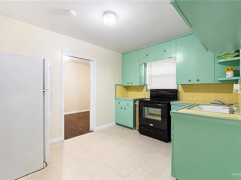 439 Quince Cir — Photo 11