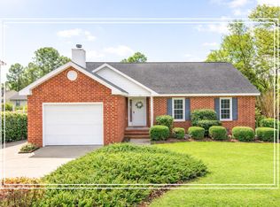 64 Woodlawn Ln, North Augusta, SC 29841